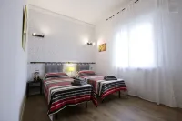 Como Holiday Home - Apartment ideal for families.