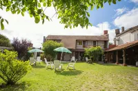 Hosteria Las Grullas