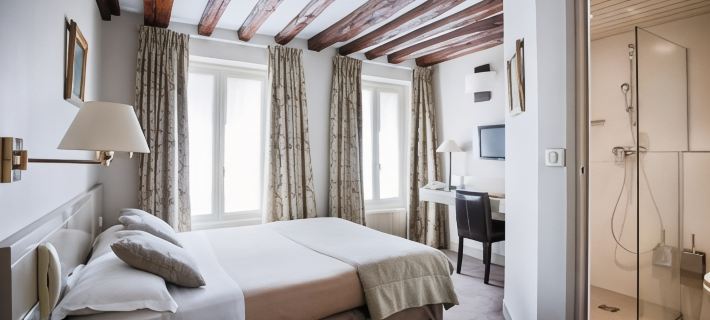 Hôtel la Résidence du Berry Hotels in Versailles