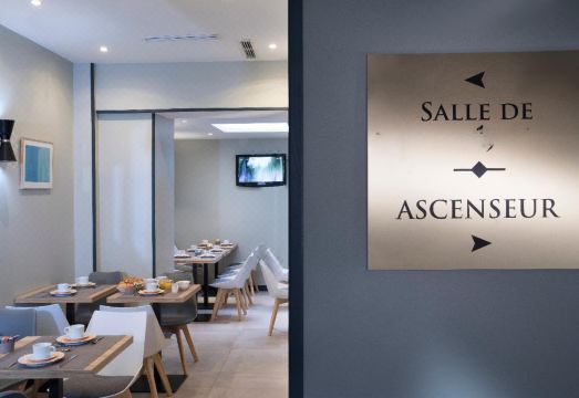 물랑 베르 호텔 이미지