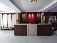 OYO 93278 Wisma Syariah Lahundape Hoteles en Baruga