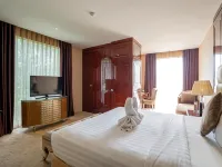Belviu Hotel Bandung Hotels near Tjendana Bistro