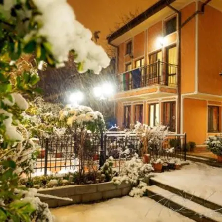 Hotel Alafrangite