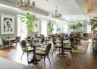 Bush Hotel Farnham - breakfast