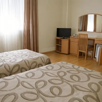 Pyatiy Ugol Hotel Hotels near Ivselbank Building