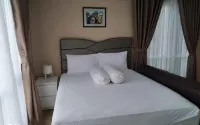 Apartemen Altiz Bintaro Plaza Residence - Double View (Kolam Renang+City) & Clean Hoteller i Pondok Karya