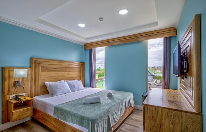 Airport Suites Hotel