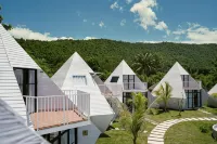 The Safari Resort  호텔