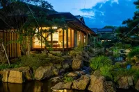Tokiwa Hotel - parking