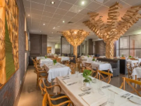 Hotel Gran Odara โรงแรมในกียาบา