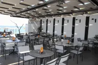 Meliton Inn Hotel & Suites by the Beach - breakfast