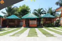 Maxvir Inn Beach Resort