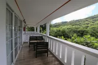 Mountain View Hotel - Hot Tub