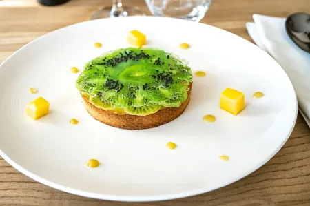 Hôtel - Restaurant le Mitigana Отели в г. Yonne