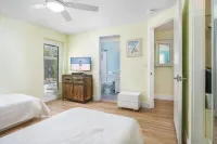 Lulu's Crescent Cottage #2