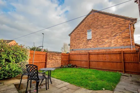 Host & Stay - Chichester Close