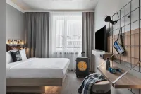 Moxy Bremen Hotels near Emmabank
