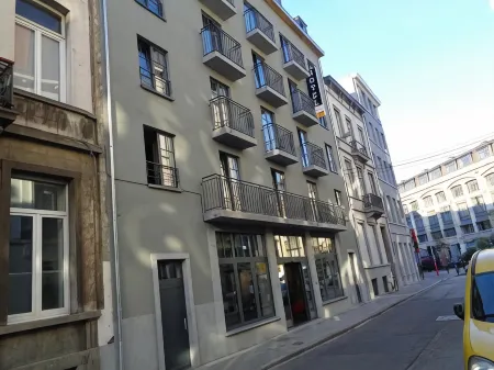 Brxxl 5 City Centre Hostel