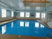 Days Inn by Wyndham Pentwater - Swimmingpools