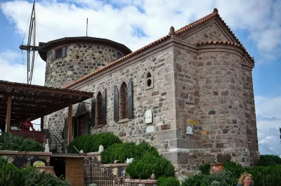 Cunda Palace Hotels near Sevim And Necdet Kent Library