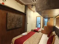 Grand Inn