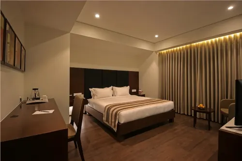 Hotel German Palace Near to Airport - Flughafentransfer