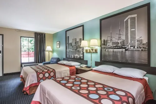 Super 8 by Wyndham Camp Springs/Andrews AFB DC Area Hotels in Clinton