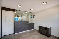 موتل 6 كولومبس،س، ا واو  أوسو نورث