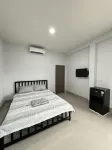 Daily Room LikeHome 400 Baht/Night Hotels in 