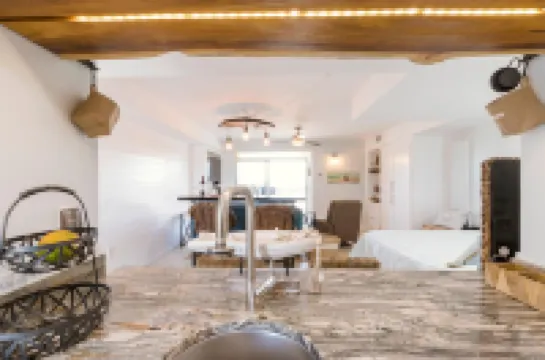 Stunning Ocean Views STEPS from the Beach with Pool! Fabulous 4th Floor Studio!