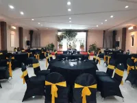 Hotel Elresas Hotels in Lamongan