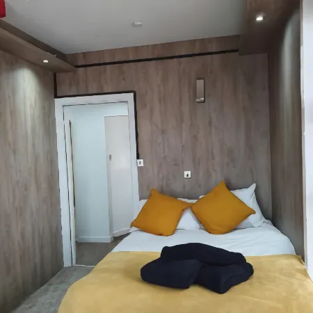 South Beach Kings Promenade Hotel