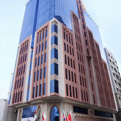 Al Hamra Hotel Hotels near Souk Al Arsah