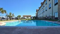 Comfort Inn & Suites Hotels in Beeville