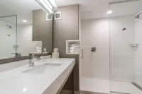 Courtyard by Marriott West Springfield - 3つ星