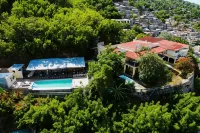 Habitation des Lauriers - Pool