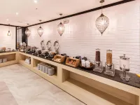 Daejeon Namoo Hotel فنادق في دايجون
