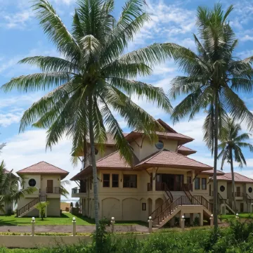 Sara Beachfront Boutique Resort Отели в г. Район Патхио