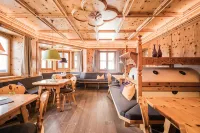 Alpinhotel Keil Hotels in Mitterolang