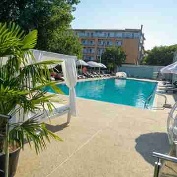 Hotel Queen Vera Rooms