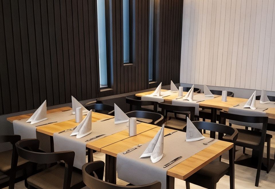 산타스 이글루 아틱 서클