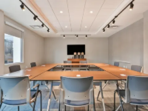 ألوفت سيكوكاس ميدولاندز فنادق في سيكوكس