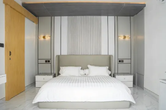 Chloe W Villa Hotels in 