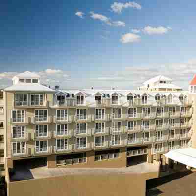 Deep Blue Hotel & Hot Springs Hotel Exterior