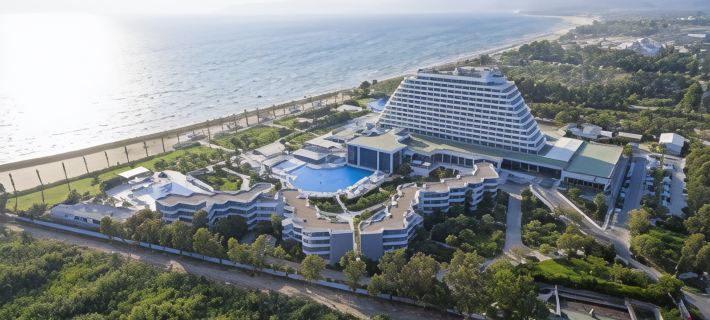 Palm Wings Ephesus Beach Resort セルチュクのホテル