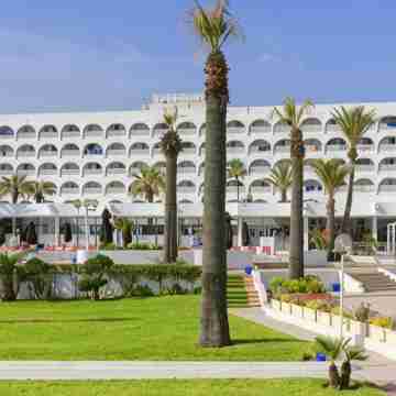 One Resort Jockey Others