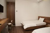 De Vuong Hotel Hotels in Tan Khanh Dong