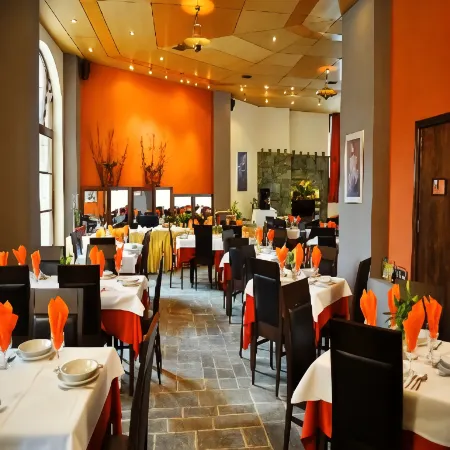 Arahova Inn Hotel