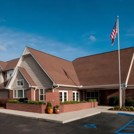 Residence Inn by Marriott Dothan Отели в г. Дотан