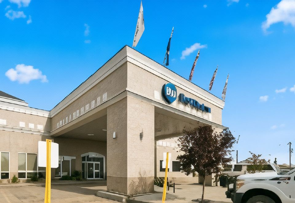 Best Western High Road Inn Hotel Over view